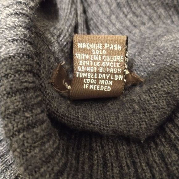 🎈3/$12 Asymmetrical Sweater!!! - Picture 8 of 9